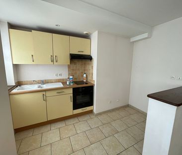 Location Appartement 2 pièces 48m² - Photo 3