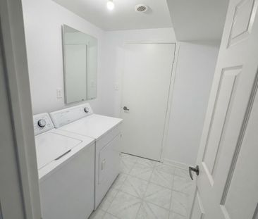 For Lease - 560 Garden Walk, Mississauga, Ontario - Photo 1