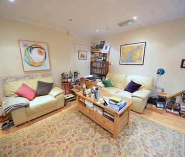 City Road, Angel, EC1V - Photo 1