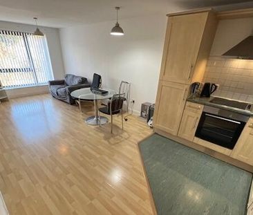 2 bedroom flat to rent - Photo 5