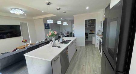 A Place to Call Home in Clarks Beach - Photo 5