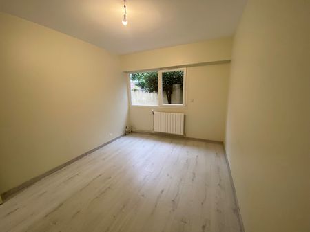 Location local commercial 1 pièce, 47.65m², Fresnes - Photo 4