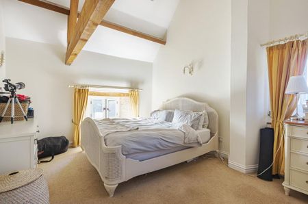 4 bedroom detached house to rent - Photo 5