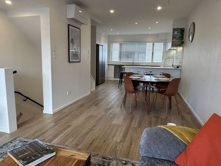 Stylish & Fully Furnished Co-living - Photo 5