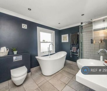 1 bedroom in a house share to rent - Photo 4