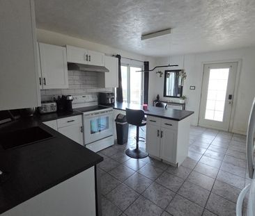 7 1/2 GRAND À LOUER, ANIMAUX ACCEPTÉS - Photo 3