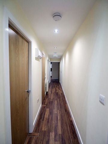 1 bed House Share Room 1 - Photo 3