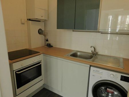 1 bedroom flat to rent - Photo 4