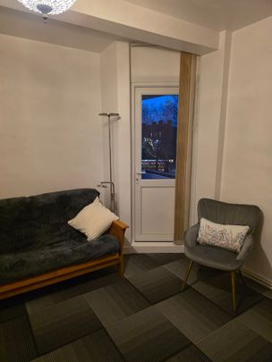 1 Bed Flat, Wade House, SE1 - Photo 1