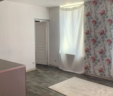 Location Appartement 2 pièces 37 m2 à Saint-Quentin - Photo 2