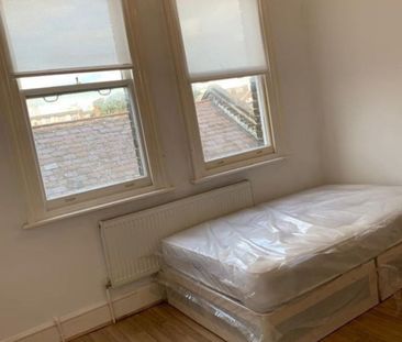 Studio Flat, London Road, CR0 - Photo 2