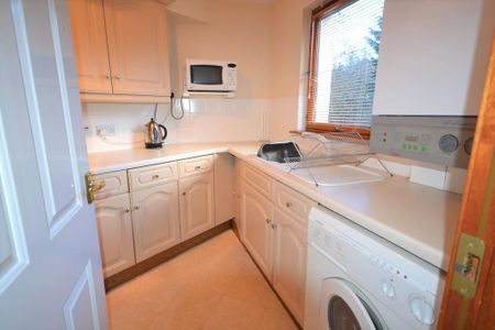 2 bedroom flat to rent - Photo 5