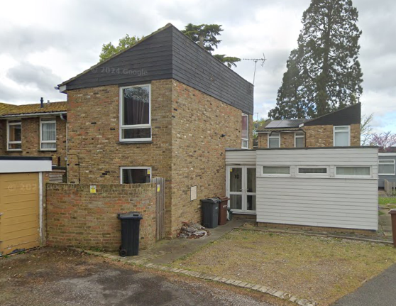 Homefield Close - Photo 1