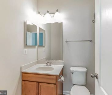7652 Town View Dr - Photo 3