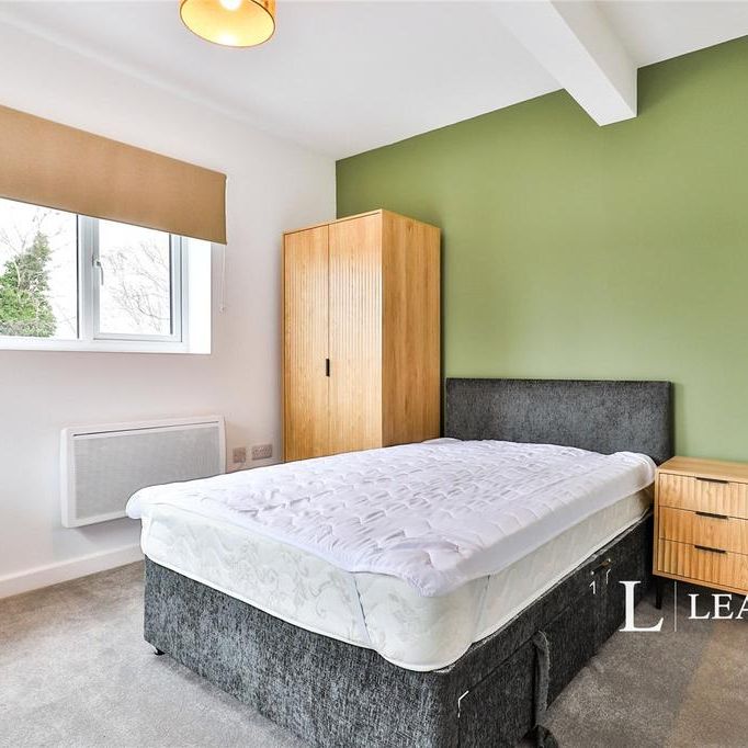 1 bedroom in a house share to rent - Photo 1