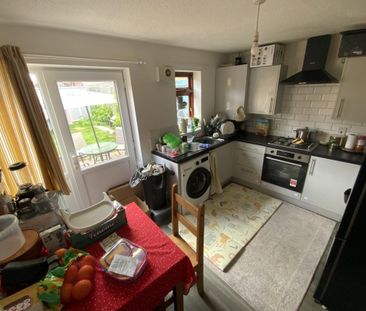 2 bedroom house - terraced to rent - Photo 4