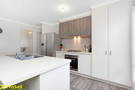 5/7 Osborn Grove, Pakenham - Photo 4