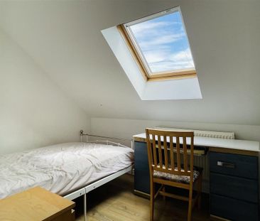 2 bedroom house share to rent - Photo 1