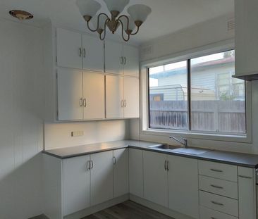 3 Bedroom Home - Photo 2