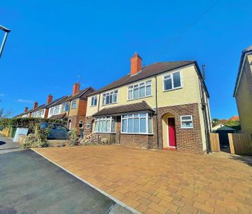 4 bedroom semi-detached house to rent - Photo 2