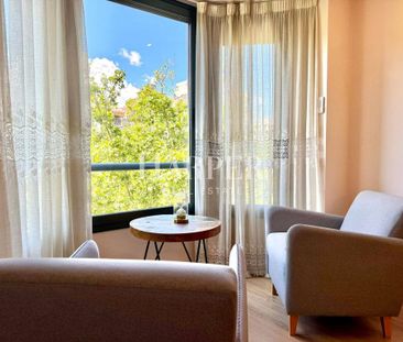 3 room luxury Apartment for rent in Barcelona, Catalonia - Photo 2