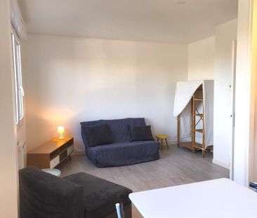 Appartement T1 meublé au 3ème étage d'une résidence, parking et cave - Photo 4