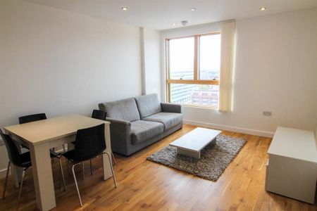 1 bedroom apartment to rent - Photo 2