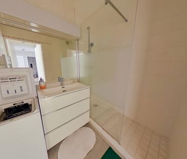 Location Appartement 2 pièces 48m² LYON 6ème - Photo 4