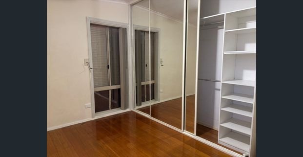 Charming Family Home in Dallas! - Photo 1