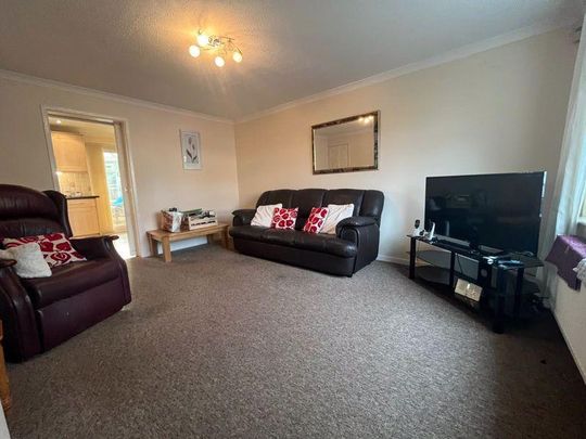 3 bedroom link detached house to rent - Photo 1