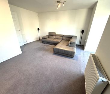 4 bedroom terraced house to rent - Photo 1