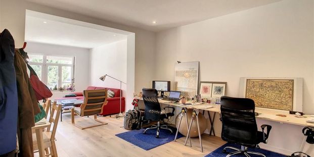 Appartement te huur in Elsene voor € 1.090 met 1 slaapkamer - Photo 1