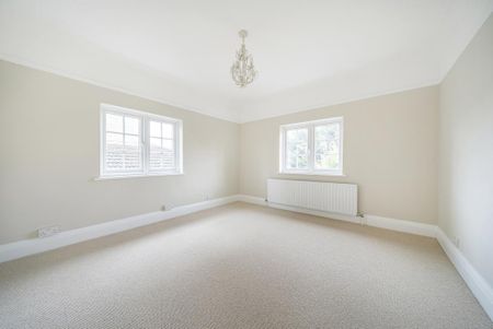 3 bedroom detached house to rent - Photo 4