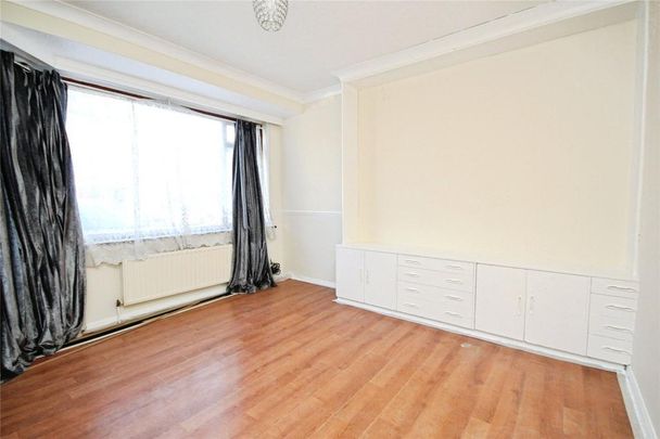 4 bedroom terraced house to rent - Photo 1
