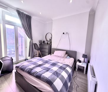 West Kensington, Talgarth Road, W14 9DB - Photo 1