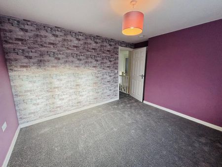 5 bedroom detached house to rent - Photo 2