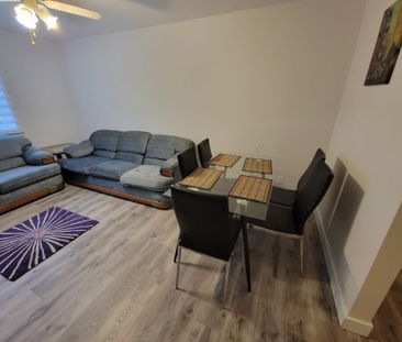 For Lease - 1015 Arnold Street Unit# 4, Innisfil, Ontario - Photo 5