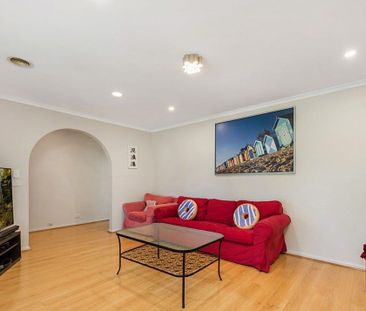 Superb comfort in sensational location - Photo 2