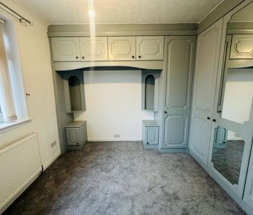 2 bedroom semi-detached bungalow to rent - Photo 4