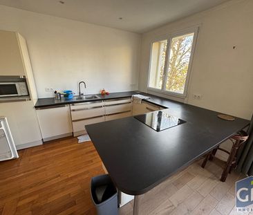 Location Appartement 3 pièces 82m² - Photo 1