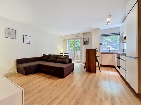 Appartement T2 SURESNES à louer - Photo 4