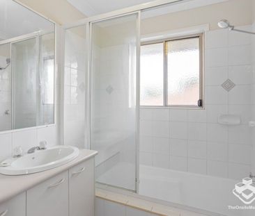 3-Bedroom Townhouse with Double Lock-Up Garage - Photo 6