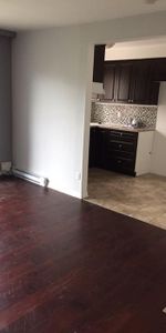 À VOIR 3 1/2 rénové appartement près métro Concorde - Photo 4