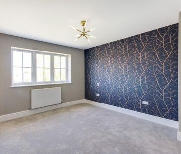 4 bedroom detached house to rent - Photo 4