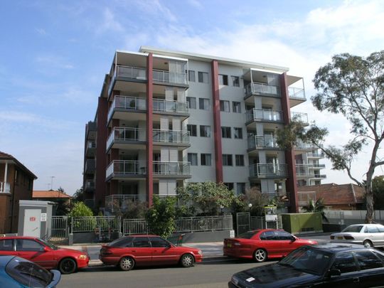 Quality Apartment Walking Distance to Westfields - Photo 1