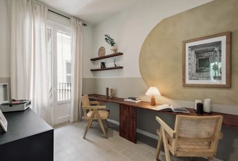 Ronda de Sant Pere, Barcelona, Catalonia 08010