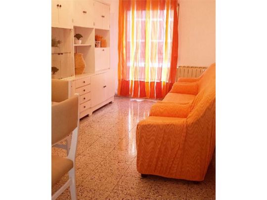 Piso de alquiler en Calle de Santa Teresa de Jesús, 19, Centro Urbano - Photo 1