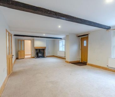 4 bedroom detached house to rent - Photo 3