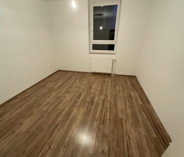 Wohnen direkt am Wasser! 3ZKBBalkonwohnung im Erdgeschoss zu verm... - Photo 5