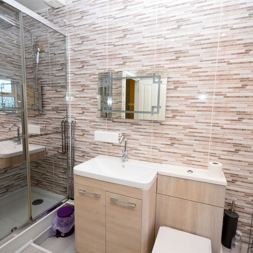 3 bed house to rent in South Frederick Street, South Shields, NE33 - Photo 1